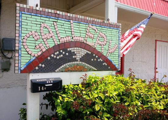 Crescent Harbor Gallery